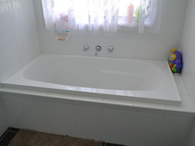 4 Surveyors Way, South Bowenfels NSW 2790