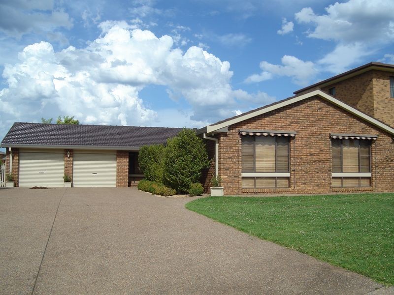 13 Tweed Road, Lithgow NSW 2790
