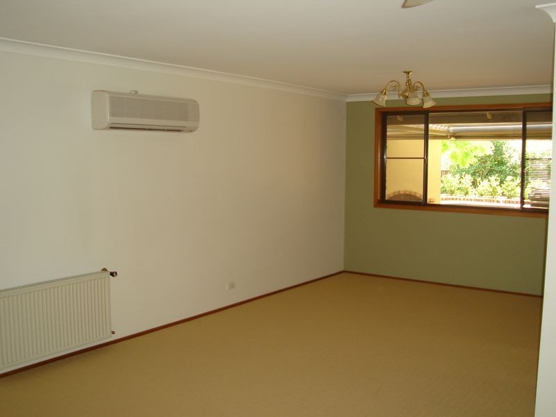 13 Tweed Road, Lithgow NSW 2790
