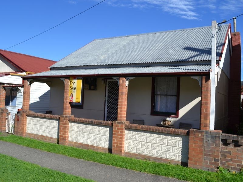 126 Inch Street, Lithgow NSW 2790