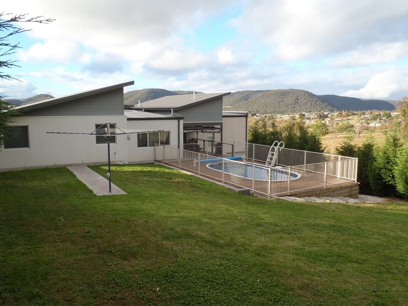 20 Thornton Avenue, Lithgow NSW 2790