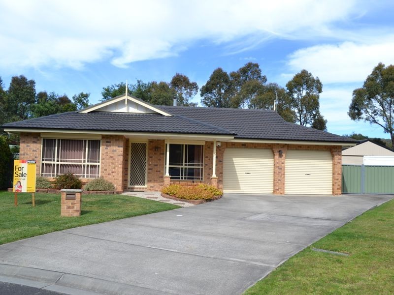 5 Mortlock Close, Lithgow NSW 2790