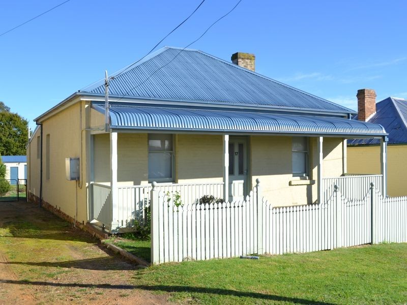 17 Commens Street, Wallerawang NSW 2845