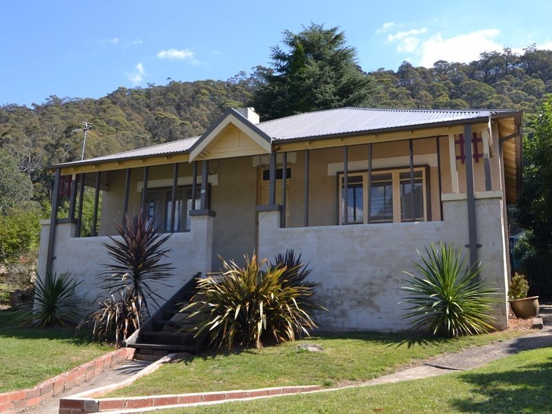 138 Macauley Street, Lithgow NSW 2790