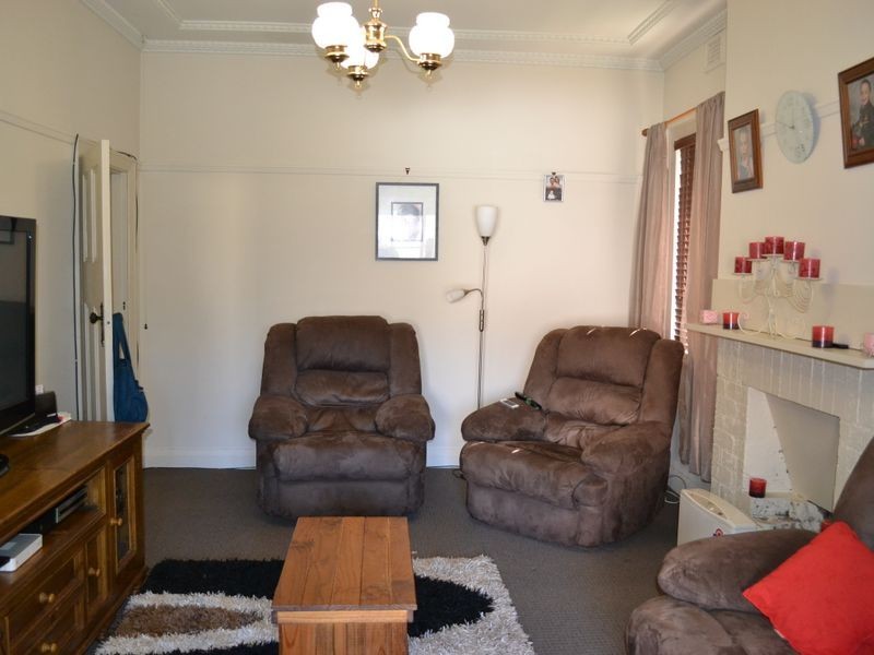 15 Martini Parade, Lithgow NSW 2790