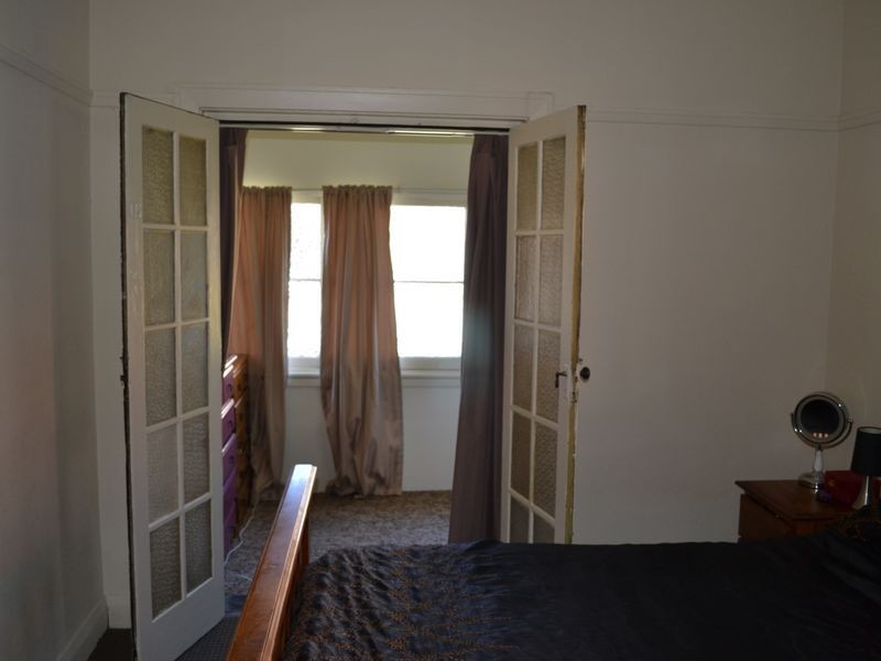 15 Martini Parade, Lithgow NSW 2790