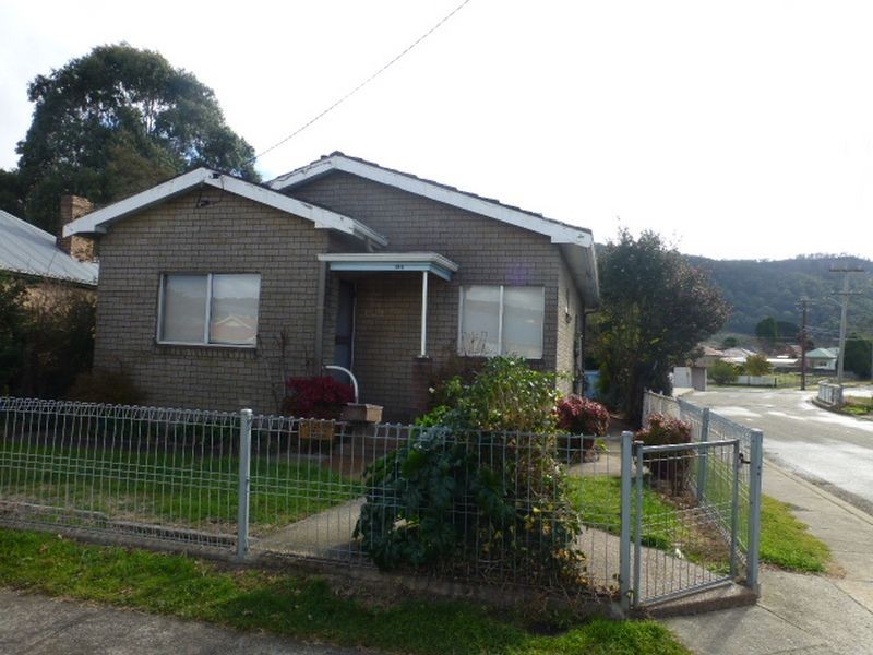 194 Inch Street, Lithgow NSW 2790