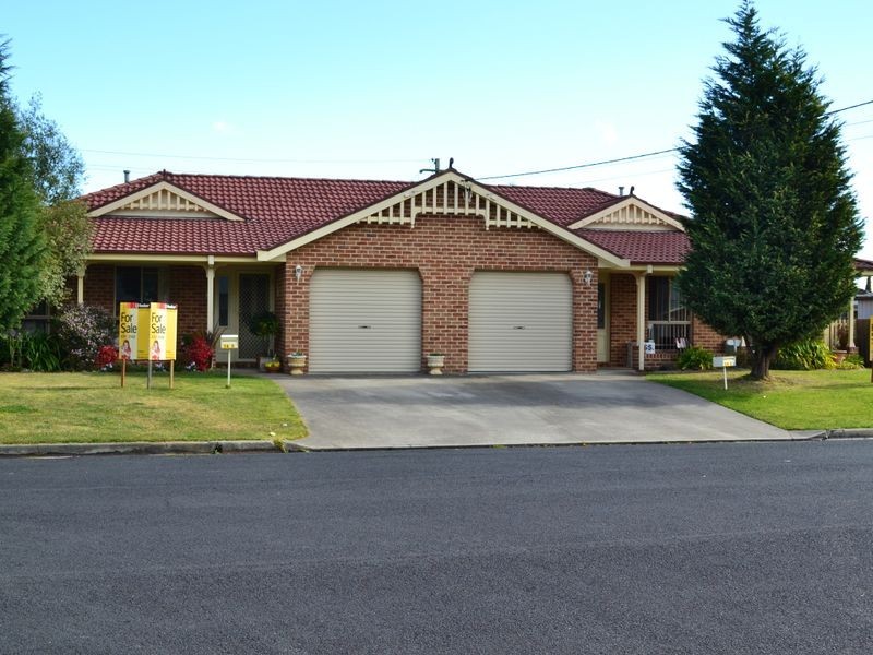 14 Proto Avenue, Lithgow NSW 2790