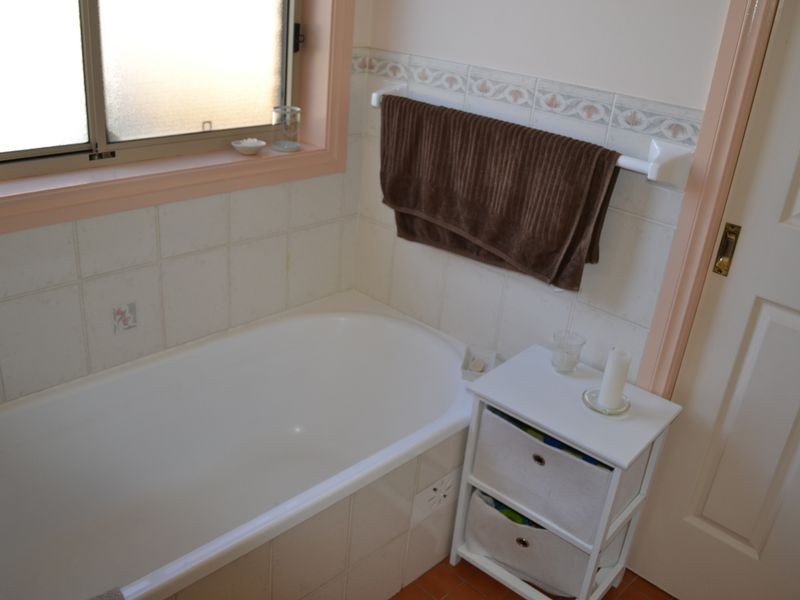 14 Proto Avenue, Lithgow NSW 2790