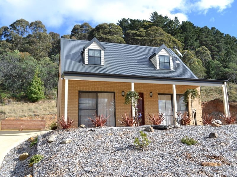 27 Mort Street, Lithgow NSW 2790