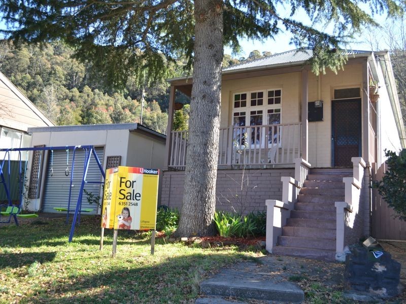 76 Macauley Street, Lithgow NSW 2790