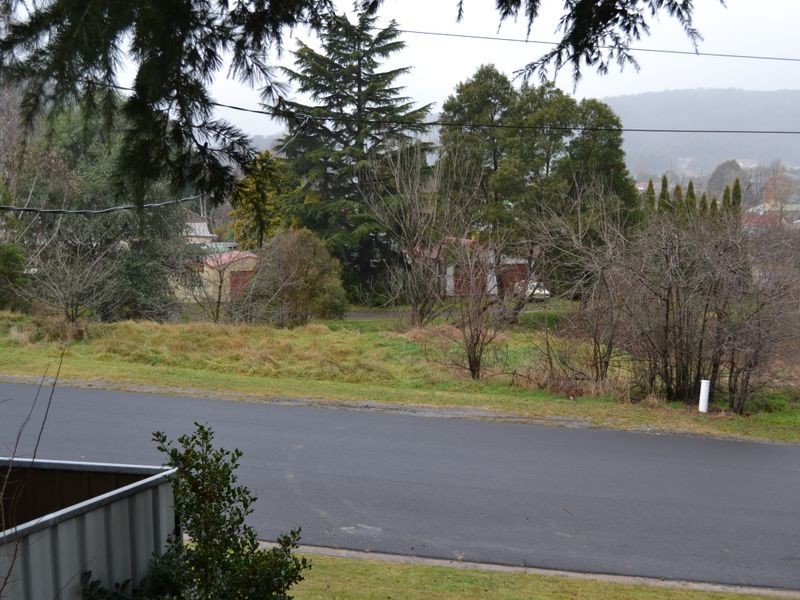 76 Macauley Street, Lithgow NSW 2790