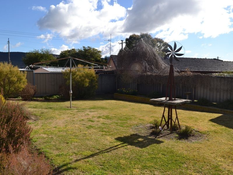 2 Pindari Place, Wallerawang NSW 2845