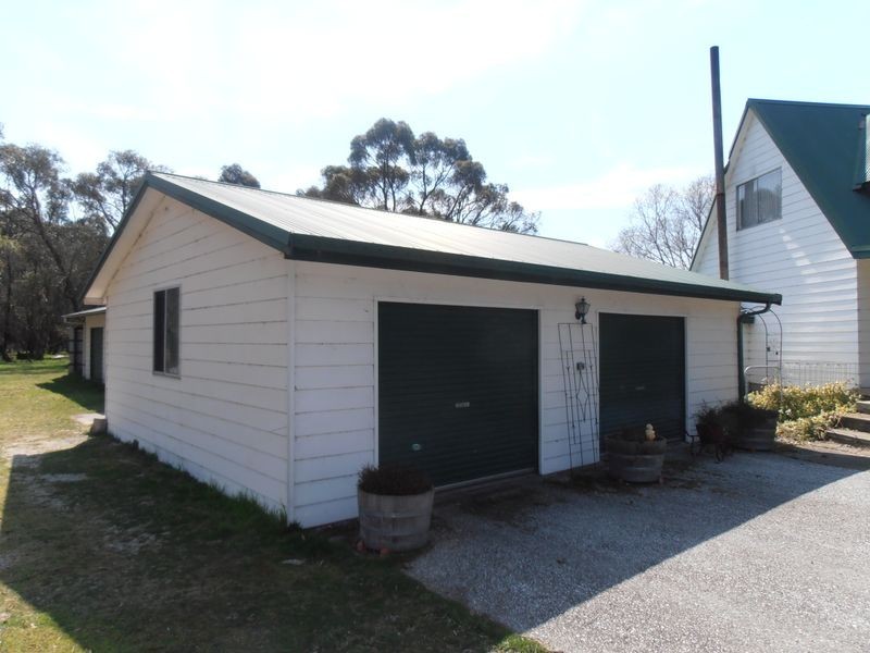 103 Reserve Road, Marrangaroo NSW 2790