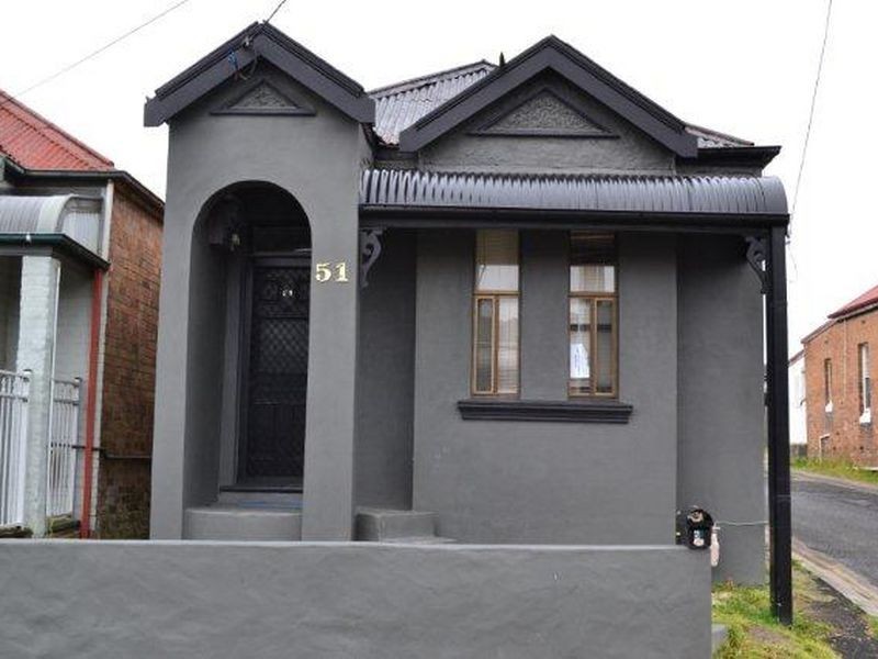 51 Railway Parade, Lithgow NSW 2790