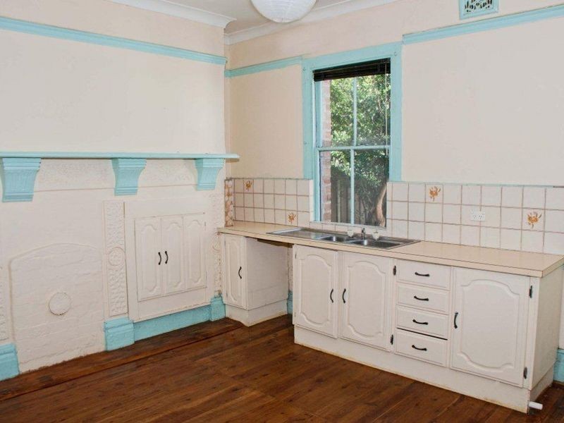 13 Brook Street, Lithgow NSW 2790