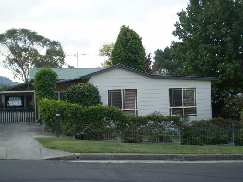 56 Outer Crescent, Lithgow NSW 2790