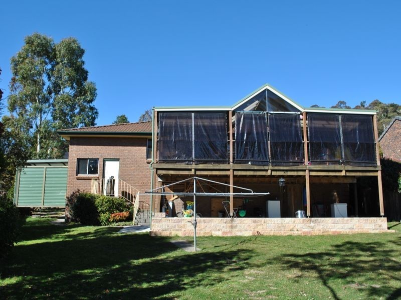 16 Blaxland Street, Lithgow NSW 2790
