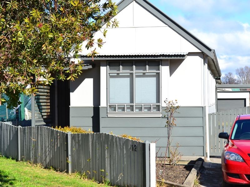 12 Stephenson Street, Lithgow NSW 2790