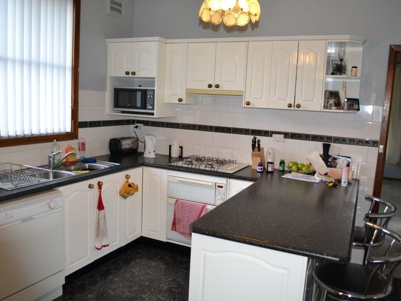 8 Caroline Avenue, Lithgow NSW 2790