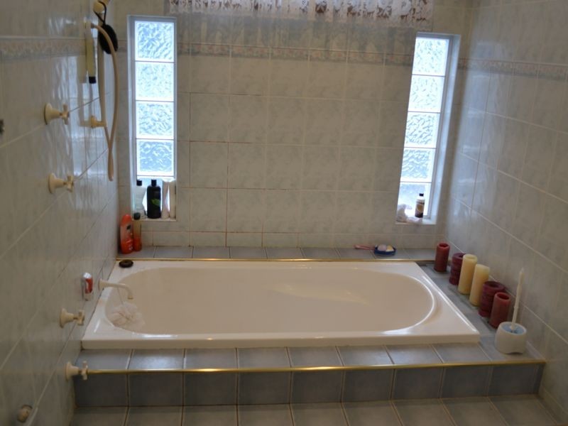 8 Caroline Avenue, Lithgow NSW 2790