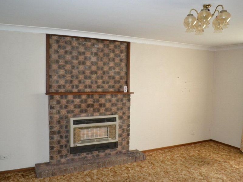 9 Chivers Close, Lithgow NSW 2790