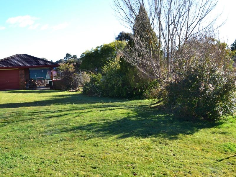 1 Girraween Drive, Marrangaroo NSW 2790