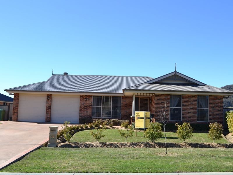 24 Kirkley Street, Lithgow NSW 2790