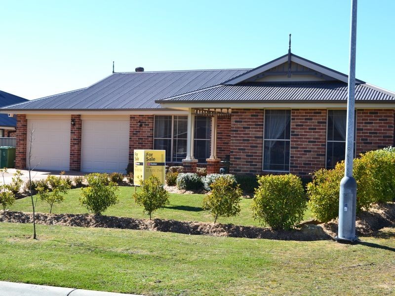 24 Kirkley Street, Lithgow NSW 2790