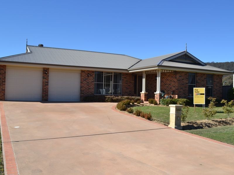 24 Kirkley Street, Lithgow NSW 2790