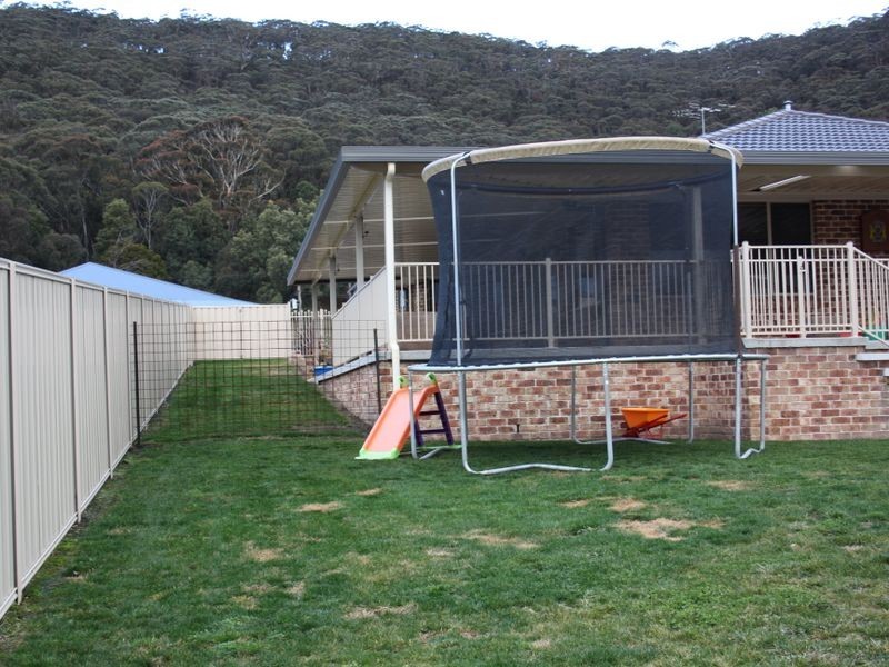 7 Munjowee Circle, Lithgow NSW 2790