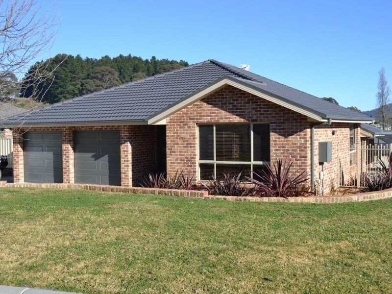 7 Munjowee Circle, Lithgow NSW 2790