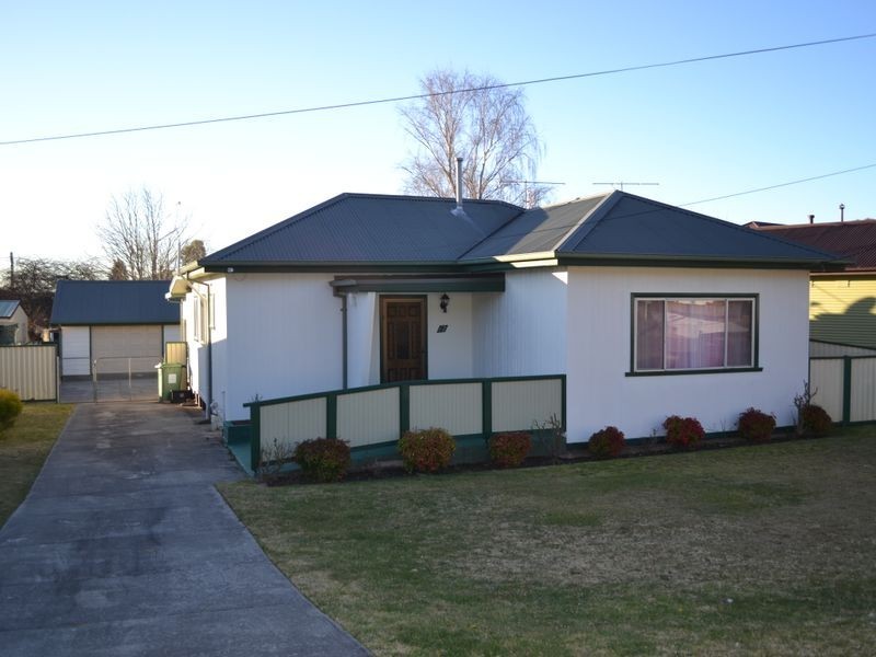 12 Beaufort Street, Lithgow NSW 2790