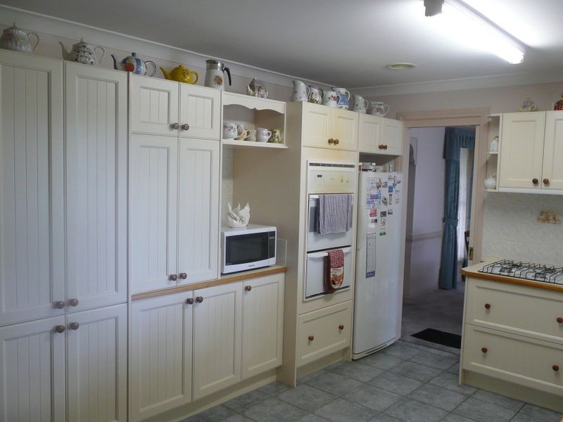 24 Robinia Drive, Lithgow NSW 2790