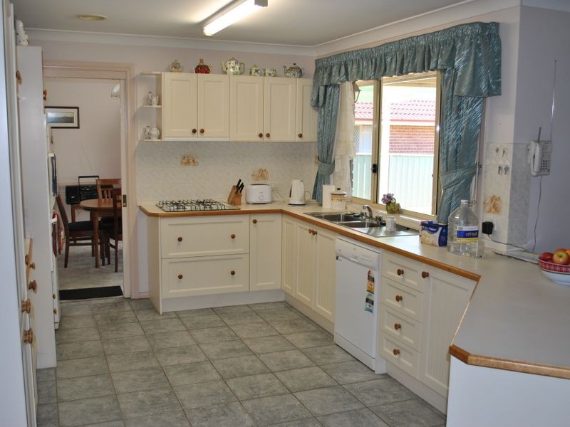24 Robinia Drive, Lithgow NSW 2790