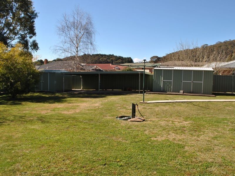 24 Robinia Drive, Lithgow NSW 2790