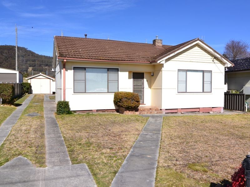 74 Rabaul Street, Lithgow NSW 2790