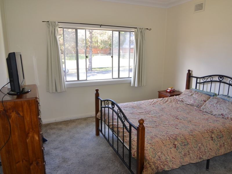 25 Martini Parade, Lithgow NSW 2790