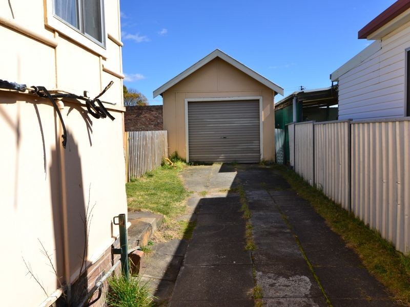 25 Martini Parade, Lithgow NSW 2790
