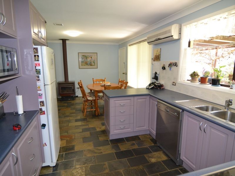 66 Oakey Forest Road, Marrangaroo NSW 2790