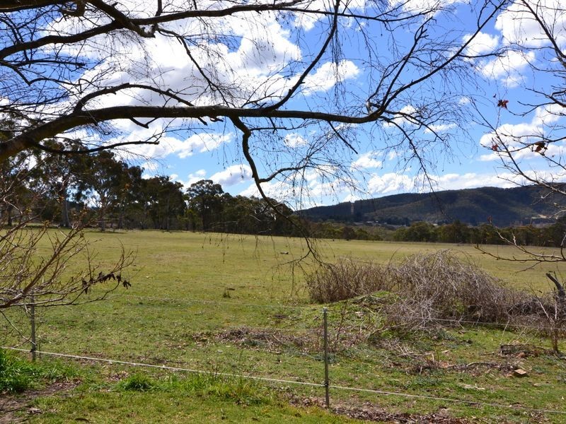 66 Oakey Forest Road, Marrangaroo NSW 2790