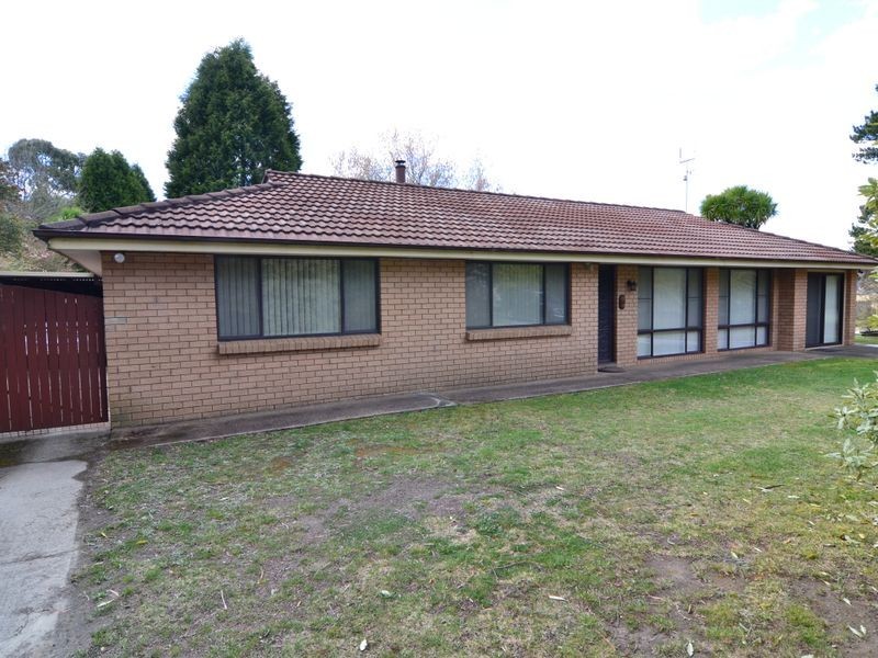 66 Oakey Forest Road, Marrangaroo NSW 2790