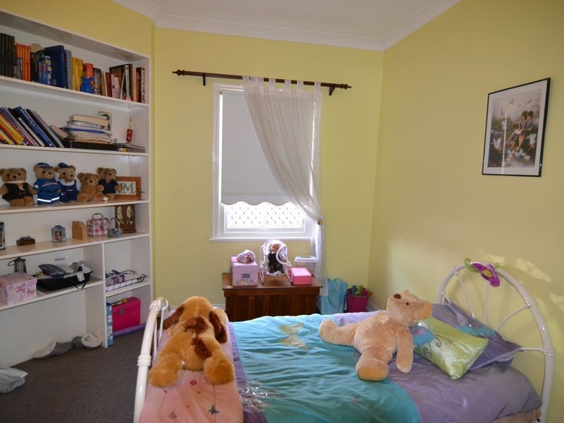 25 Rowsell Street, Portland NSW 2847