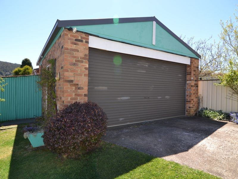 25 Sandford Avenue, Lithgow NSW 2790