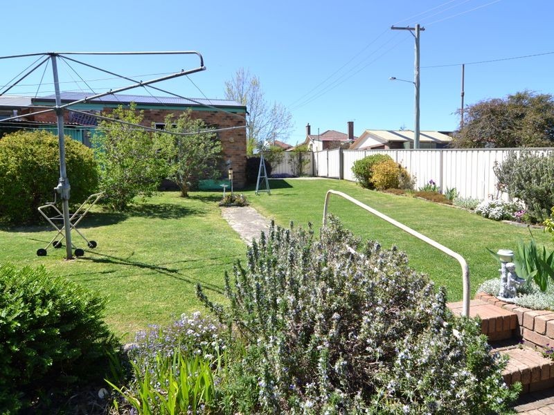 25 Sandford Avenue, Lithgow NSW 2790
