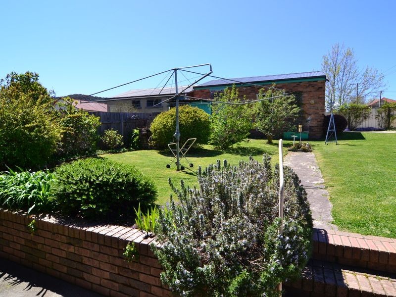 25 Sandford Avenue, Lithgow NSW 2790