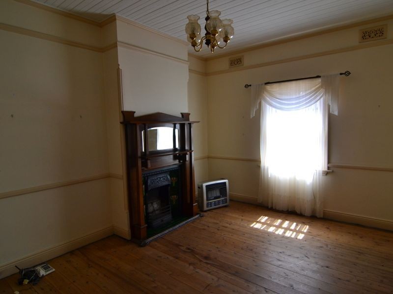 7 Calero Street, Lithgow NSW 2790