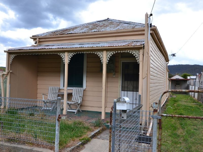 13 Geordie Street, Lithgow NSW 2790
