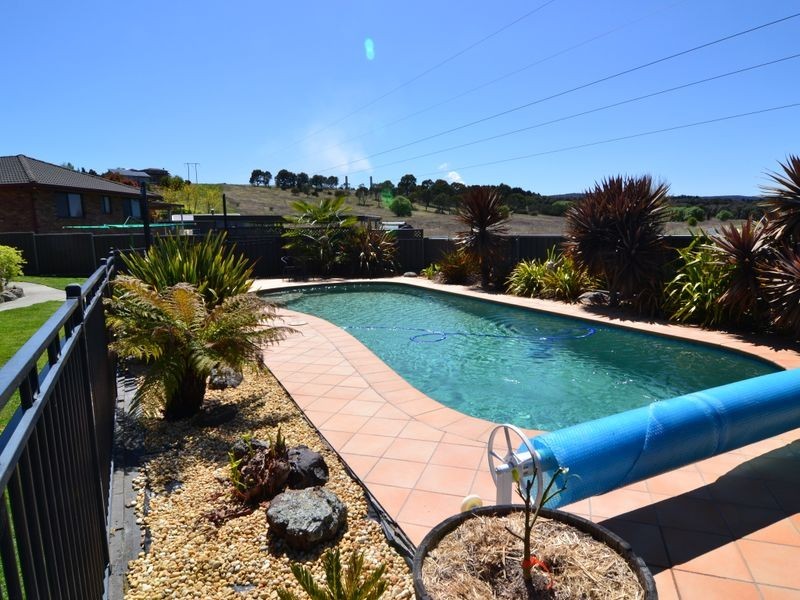 19 Walker Drive, Wallerawang NSW 2845