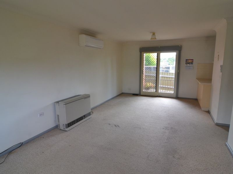 1-2/18 Purcell Street, Portland NSW 2847